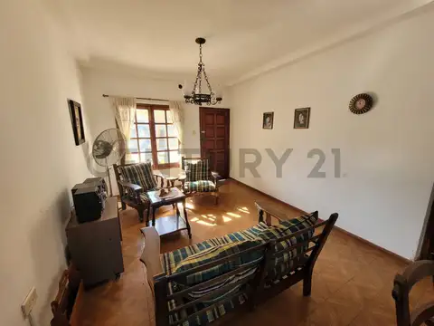 Departamento en Venta con 3 cocheras