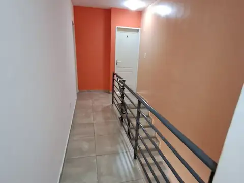 Depto Tipo Casa en Venta con 1 cocheras