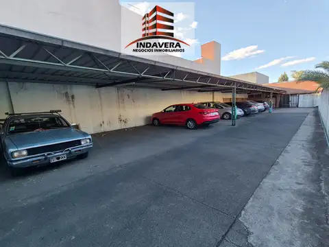 Lote Ideal Desarrollo / Casa de 322 m² Totales – Santos Lugares Centro
