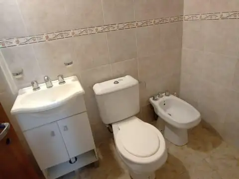 Depto Tipo Casa en Venta con 1 cocheras