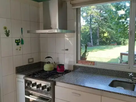 Casa en Venta con 4 cocheras