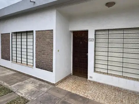 Casa en Venta en moreno con excelente iluminacion