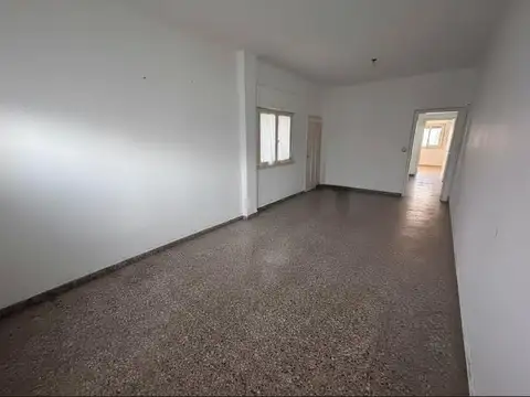 Casa en Alquiler en Villa Ballester, USD 1.200