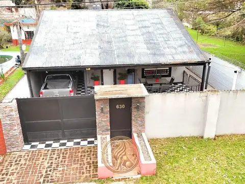 Casa en Venta con 1 cochera