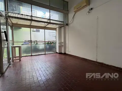 Local en Venta 50 años
