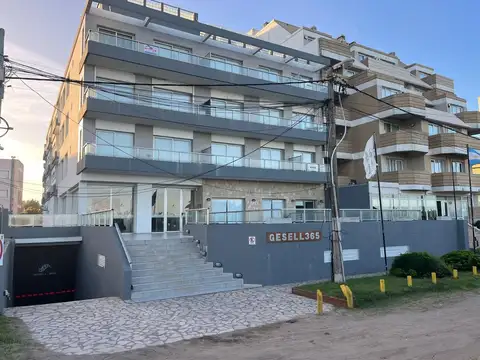 Departamento monoambiente frente al mar en Zona Centro