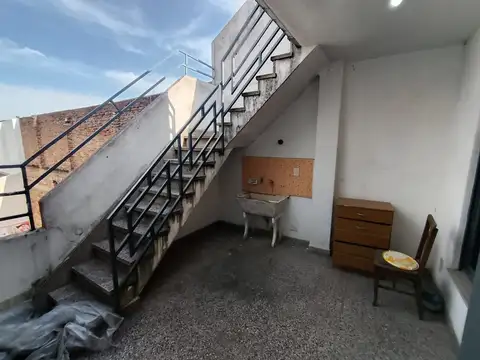 ALQUILER - 2 AMB CON PATIO Y TERRAZA PROPIA