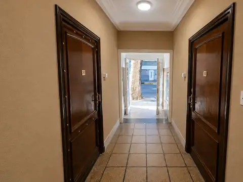 Depto Tipo Casa en Venta 42 años