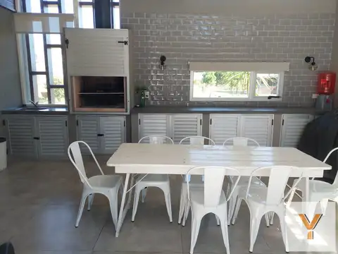 Casa en venta - 3 Dormitorios 2 Baños - 625Mts2 - Pinamar