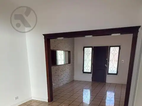 VENTA | CHALET EN STELLA MARIS | EXCELENTE ESTADO