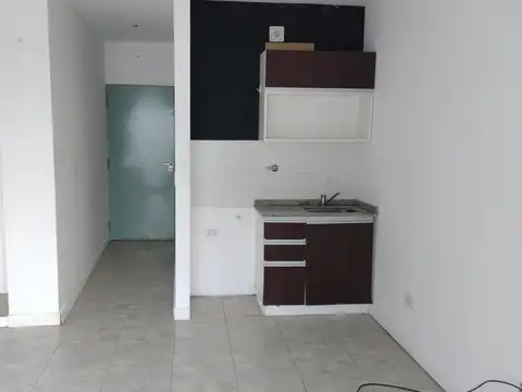 Av Independencia 2200, Piso 7