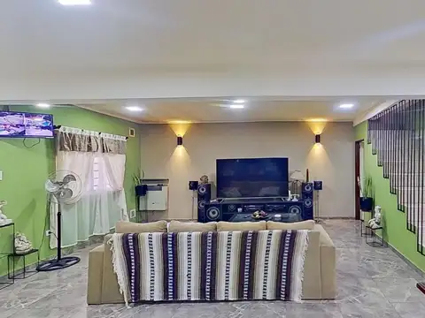 Casa en Venta en Longchamps, USD 160.000