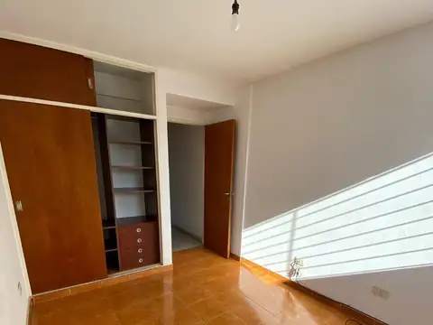 Departamento en Alquiler en Echesortu, $ 520.000