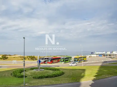 Departamento 4 ambientes con 3 baños