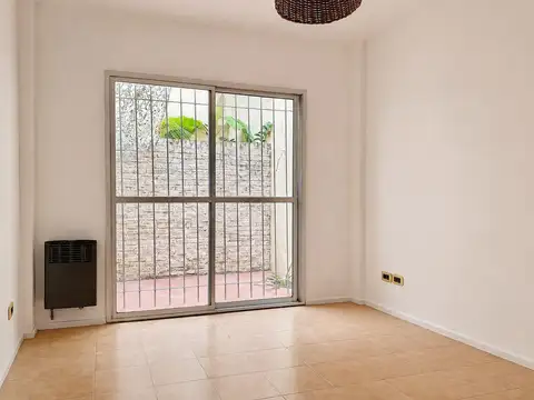 Depto Tipo Casa en Venta en Saavedra, USD 104.500