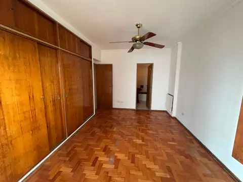 Departamento en Venta de 5 dormitorios
