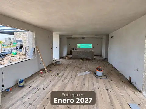 Casa 4 ambientes con 3 baños