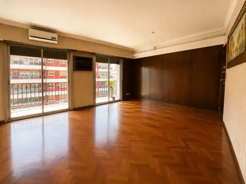 VENTA DEPTO 4 AMBIENTES CON COCHERA EN AVELLANEDA