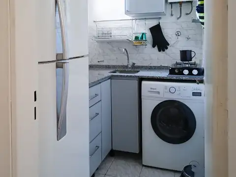 Montevideo 200, Piso 9