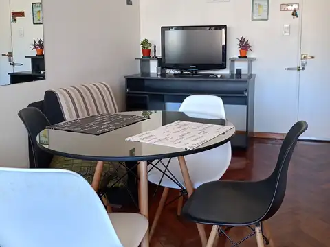 Montevideo 200, Piso 9