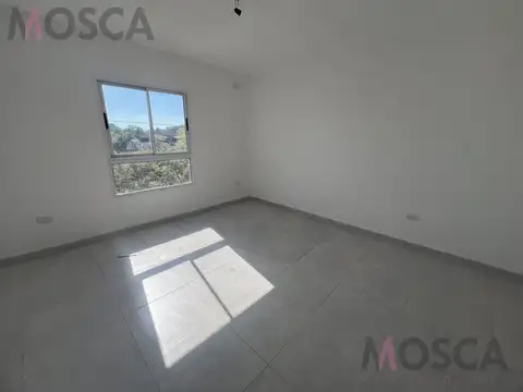 Oficina 2 ambientes con 1 baño