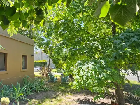 Casa en Venta en Saint Matthews, USD 340.000
