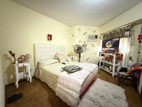 SE VENDE DPTO 2 DORMITORIOS Y COCHERA