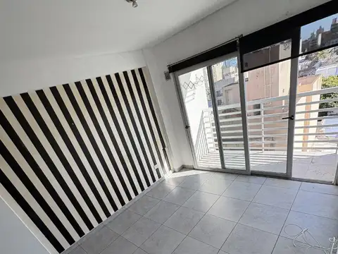 Departamento en Alquiler en Plaza Paso, $ 570.000