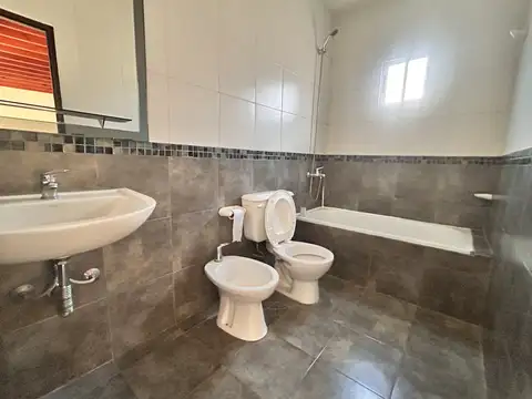 Depto Tipo Casa en Alquiler 8 años