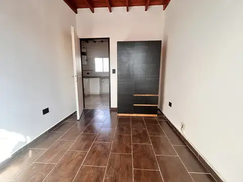 Depto Tipo Casa 3 ambientes con 1 baño