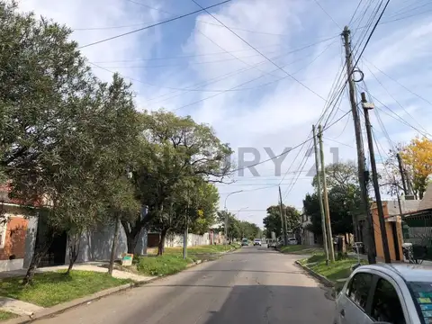 Libertad 4000, Piso 0