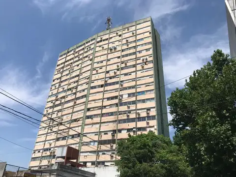 OPORTUNIDAD 2 AMBIENTES A RECICLAR. LINIERS!