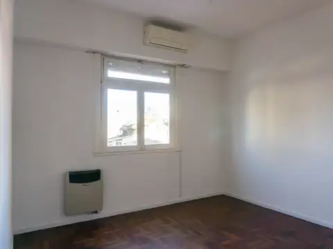 Depto Tipo Casa en Venta 62 años