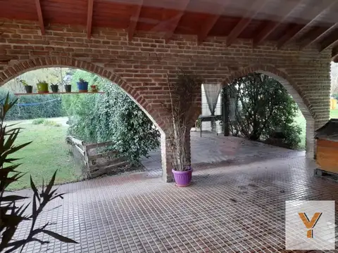 Casa 4 ambientes con 4 baños