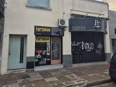 Venta PH 4 ambientes Ciudadela Centro c/ 2 locales