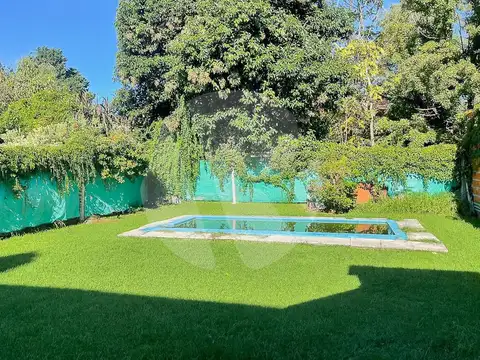 Casa en  Venta 4 ambientes Barrio De Vicenzo Grande, Pilar