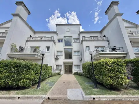 Excepcional 3 ambientes tipo casa a la venta. Planta baja con jardín, Aston Village, Pilar.