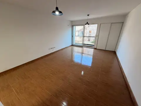 Departamento monoambiente en alquiler - Alem 2400