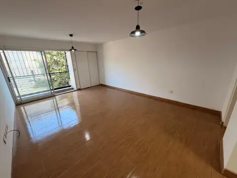 Departamento monoambiente en alquiler - Alem 2400
