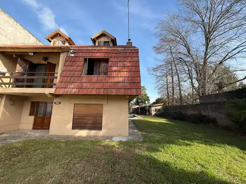 CASA EN VENTA ESCOBAR CENTRO INVERSOR APTA EDIFICIO - CREDITO HIPOTECARIO - TOMA VEHICULO - PERMUTA
