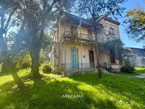 Casa en Venta con 1 cochera
