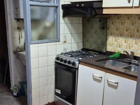 Departamento 4 ambientes con 2 baños
