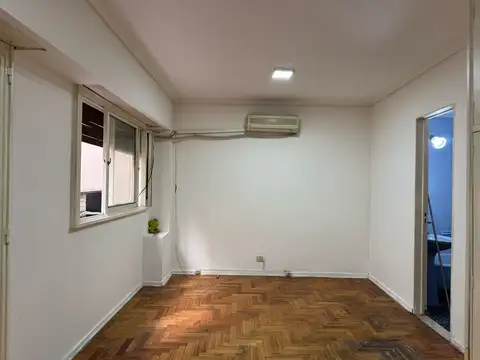 Departamento en Venta en Villa del Parque, USD 52.000