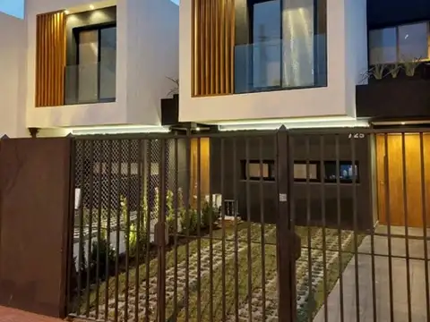 Casa Dúplex  en Venta en Victoria, San Fernando, G.B.A. Zona Norte
