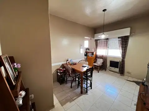 Berón de Astrada 1100, Piso 1