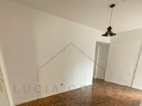 Departamento en Retiro 3 ambientes piso 8 con balcón