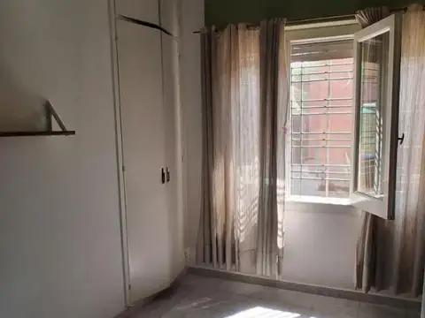 EXCELENTE PROPIEDAD EN ALQUILER DE 4 AMBIENTES