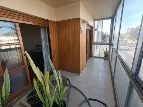 Departamento en venta dos ambientes frente balcon Versalles