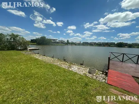 Casa en Venta en El Cantón - Barrio Puerto, USD 440.000