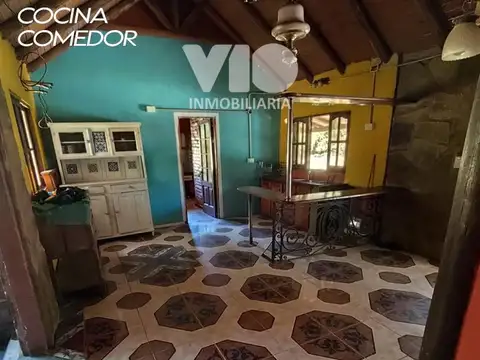 Casa en Venta con 3 cocheras